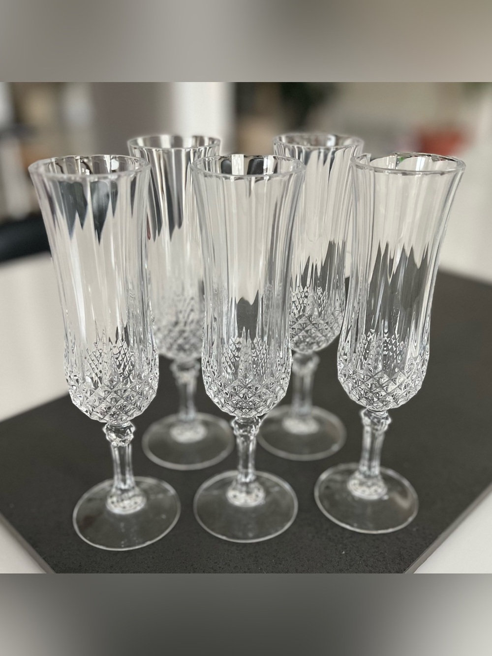 Cristal d'Arques Longchamp 120 mL Champagne Flutes - Set of 5. Made in France.